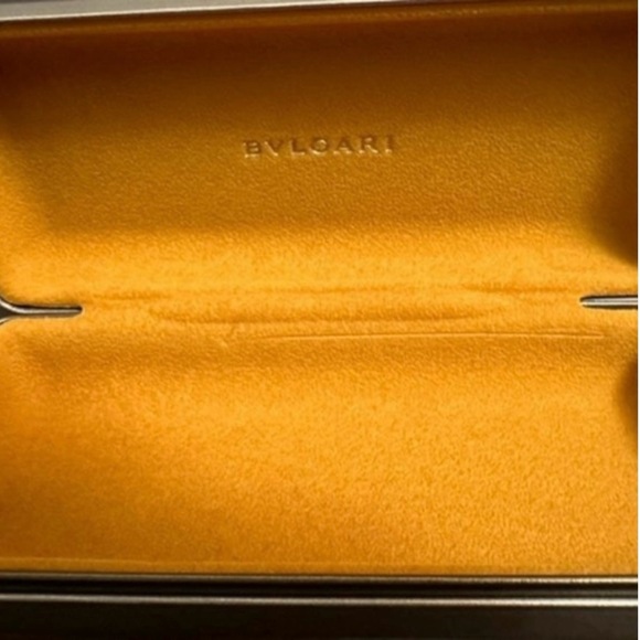 Authentic BVLGARI glasses case - Picture 4 of 4